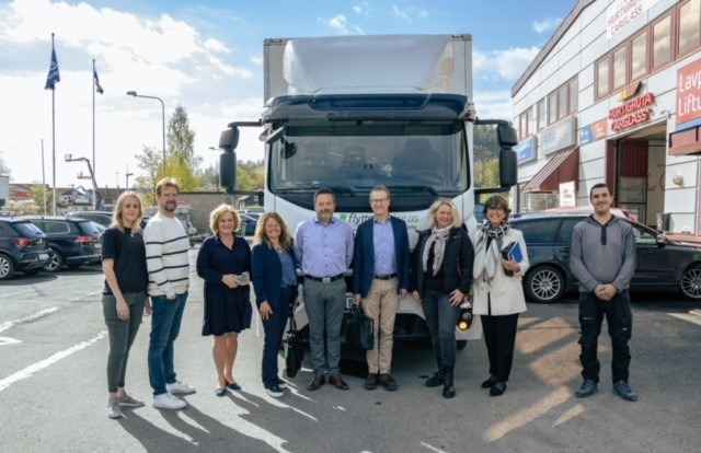 Bedriftsbesøk med ordfører hos Flytteservice på Vøyenenga!